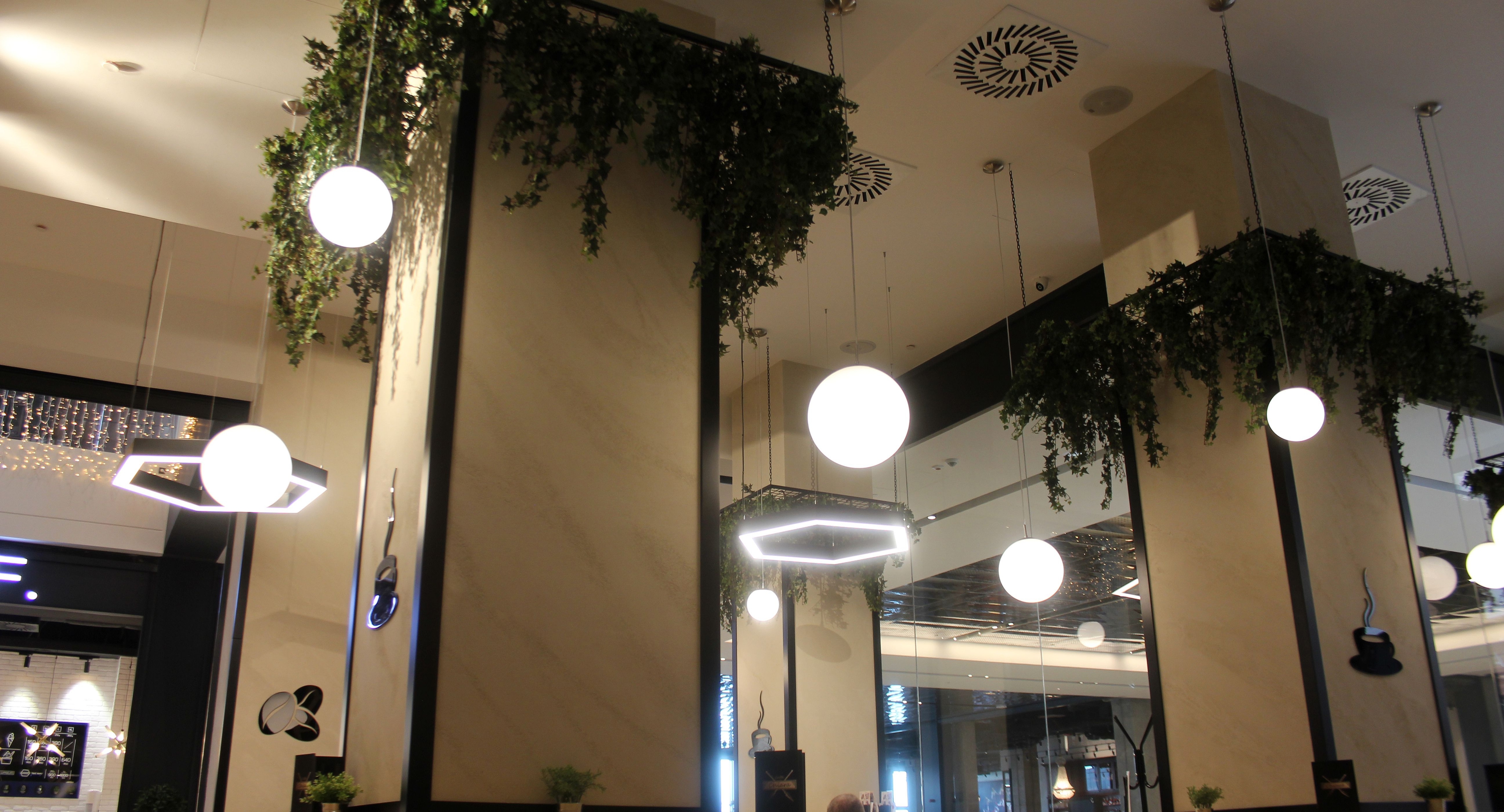 Caffe Chiara interior