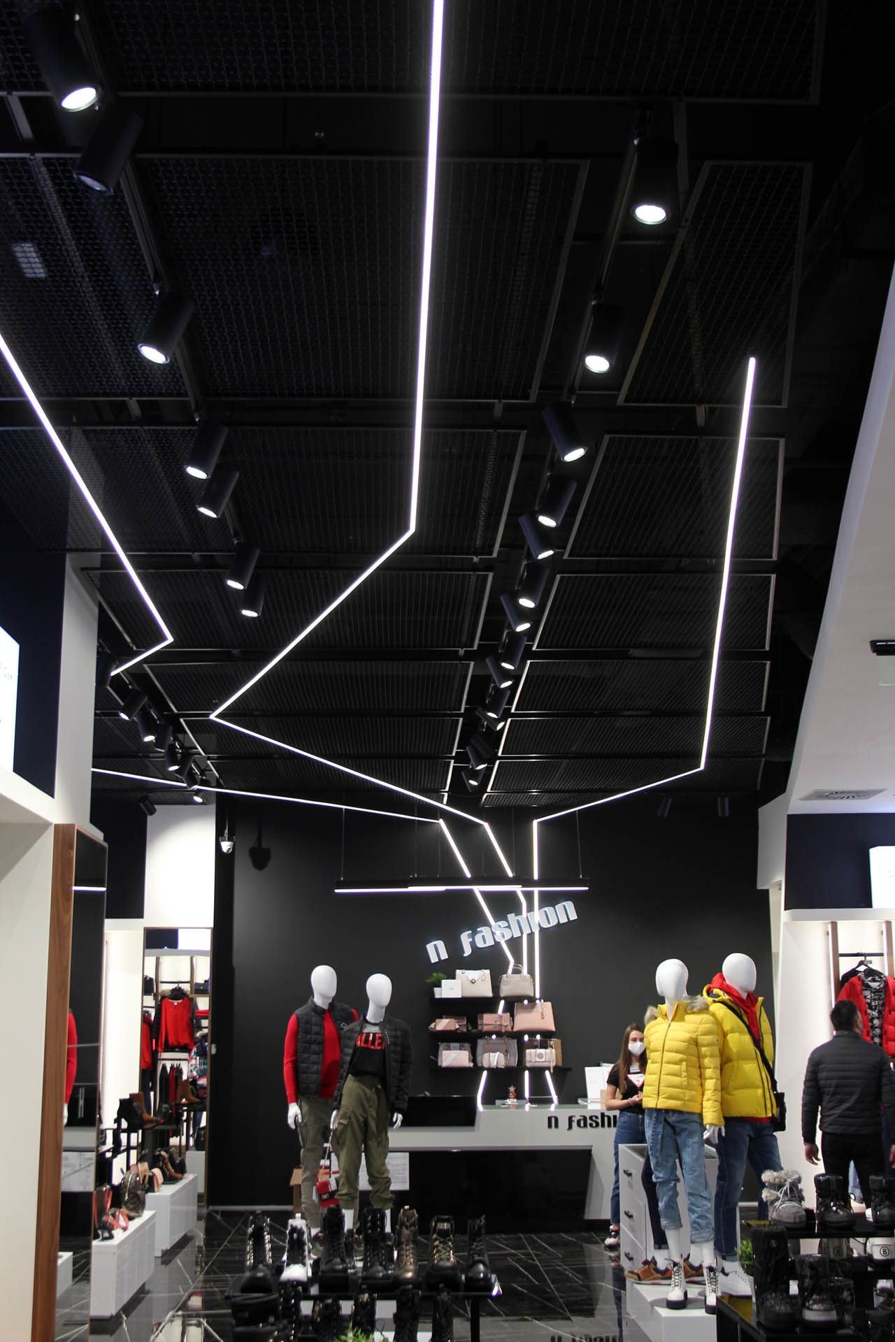 N Selection Galerija interior