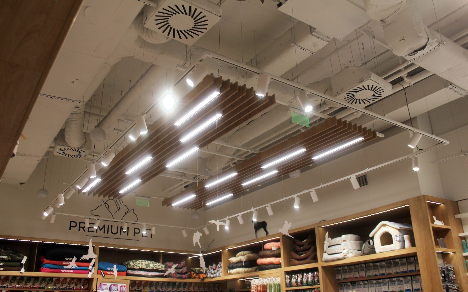 Pet Premium interior